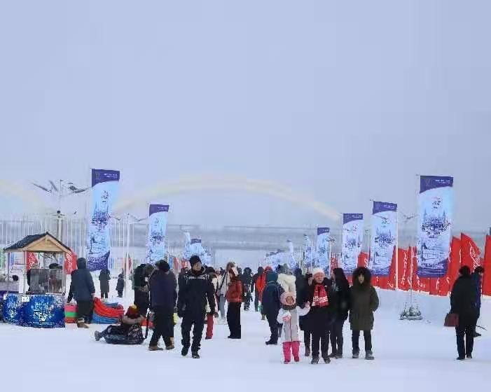 哈尔滨松花江冰雪嘉年华明日试开园